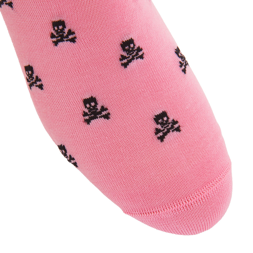 Mens pink socks with Black skulls Mens pink socks with Black skulls
