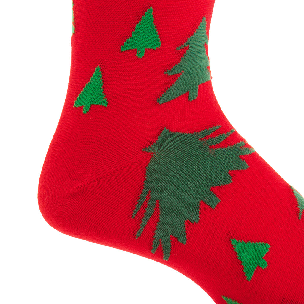 Red with Tonal Christmas Trees Fine Merino Wool Linked Toe Sock Mid-Calf
