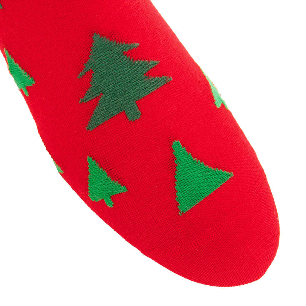 Red with Tonal Christmas Trees Fine Merino Wool Linked Toe Sock Mid-Calf
