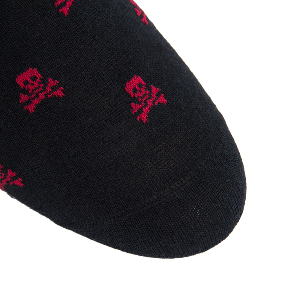 Black-Red-Skull-Crossbones