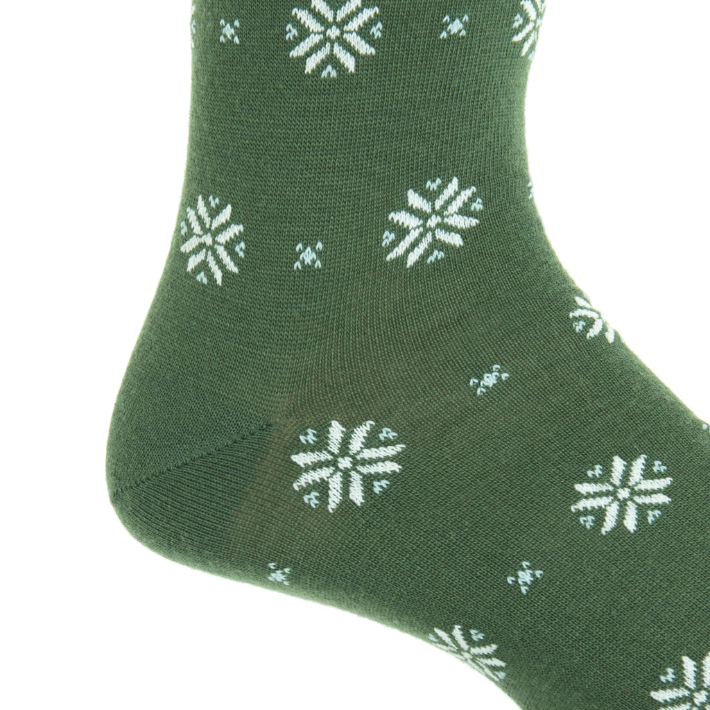 Mid-Calf-Pine-Green-Snowflake