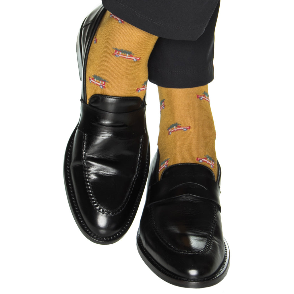 mid-calf gold and red woody tree