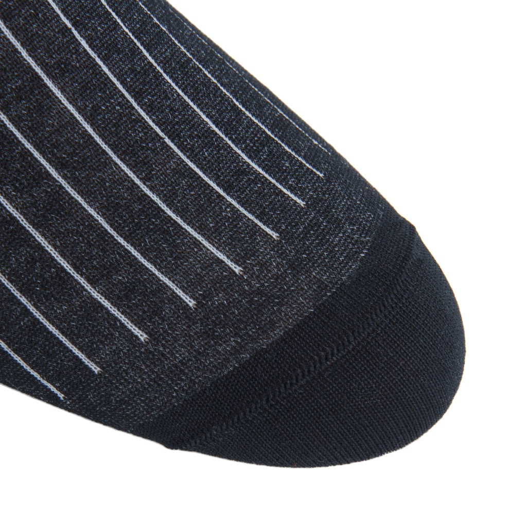 linked-toe black-ash vertical stripe