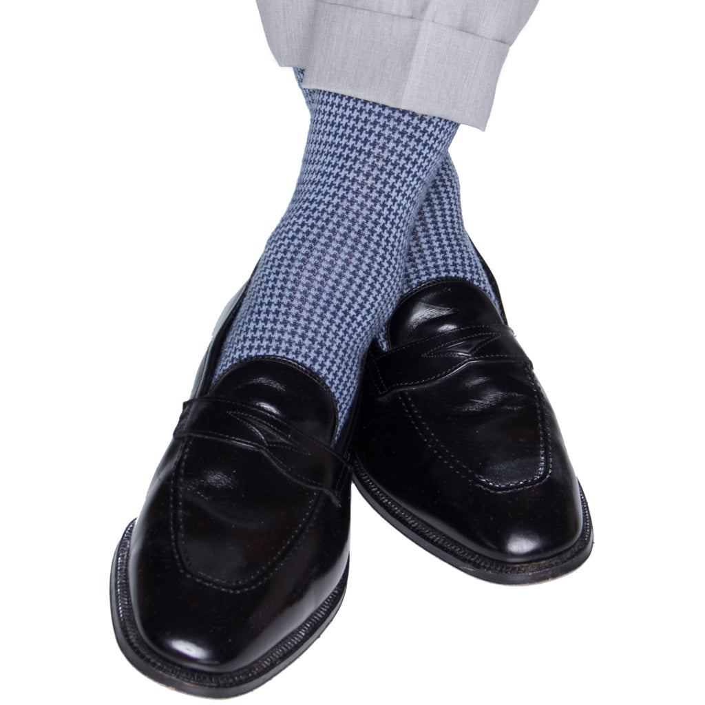 Dress Navy and Sky Blue Houndstooth Fine Merino Wool Sock Linked Toe Mid-Calf Dress Navy and Sky Blue Houndstooth Fine Merino Wool Sock Linked Toe Mid-Calf